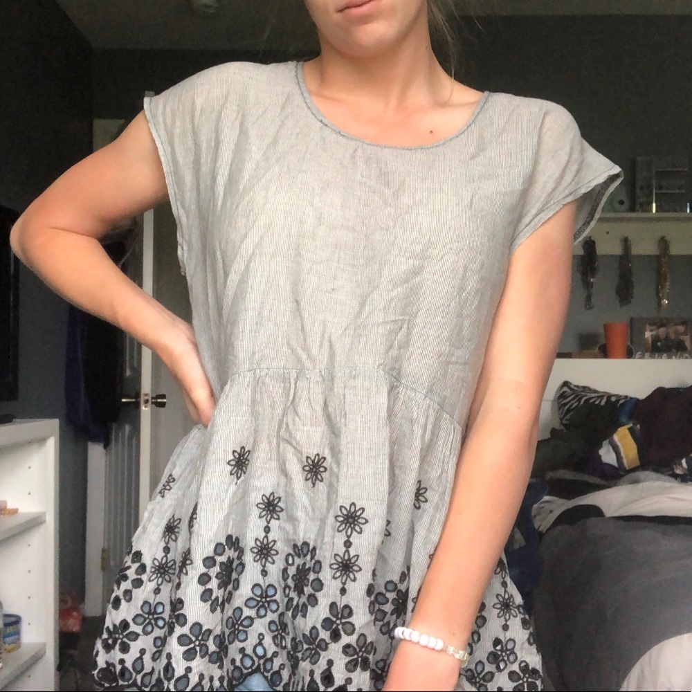Cute flare top.